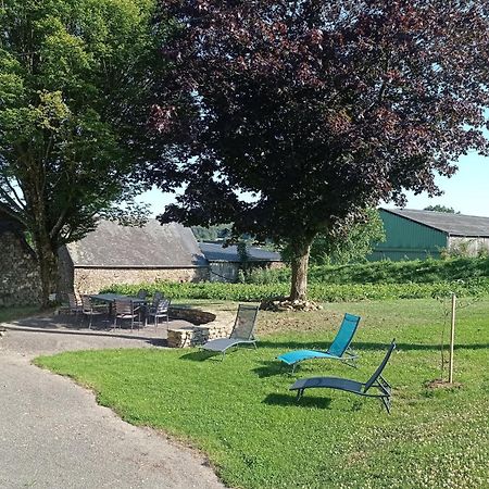 Gite Les Tongs Des Pres, Au Coeur Du Parc Normandie Maine Livaie Exteriér fotografie